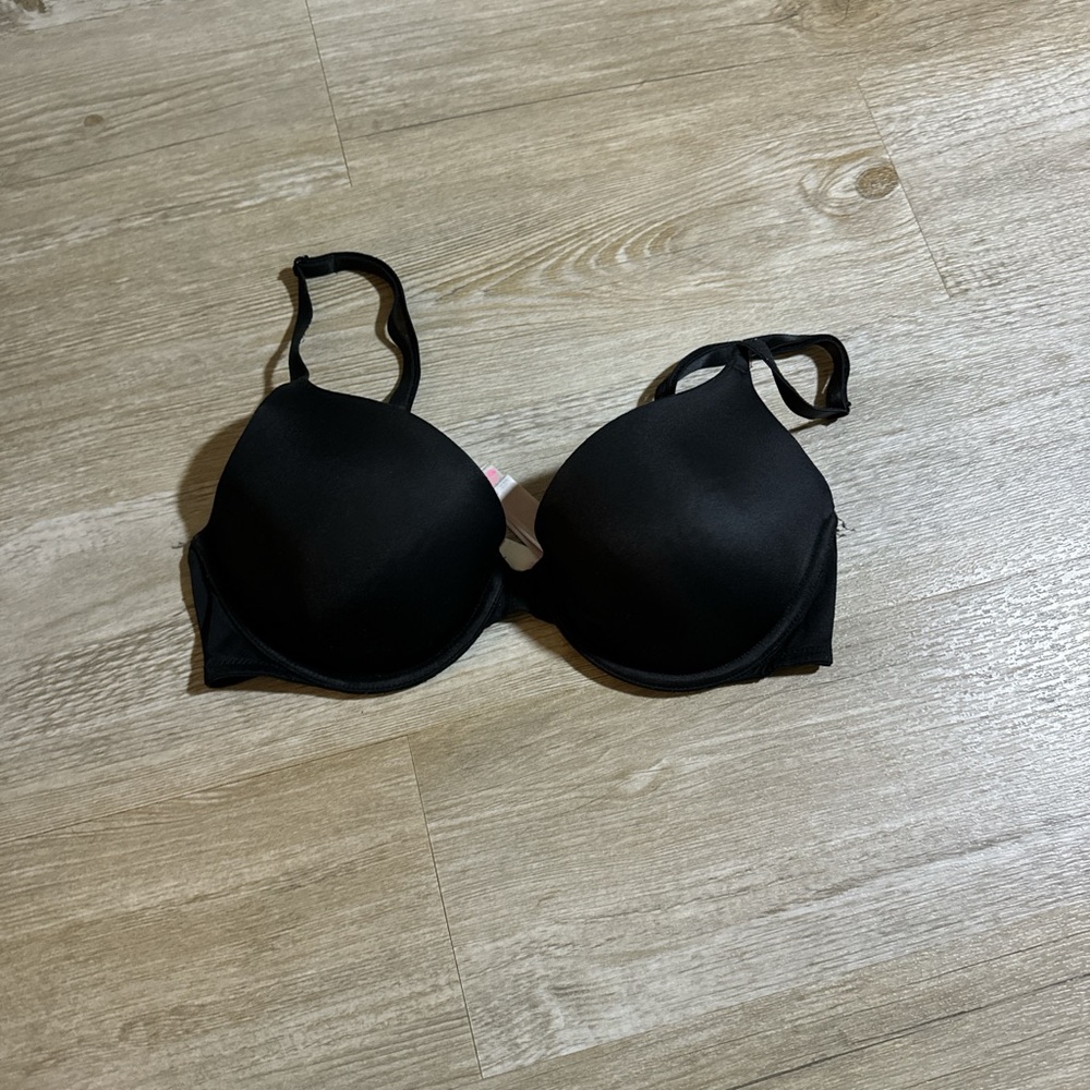 PINK Victoria's Secret Black Bra with Molded Cups